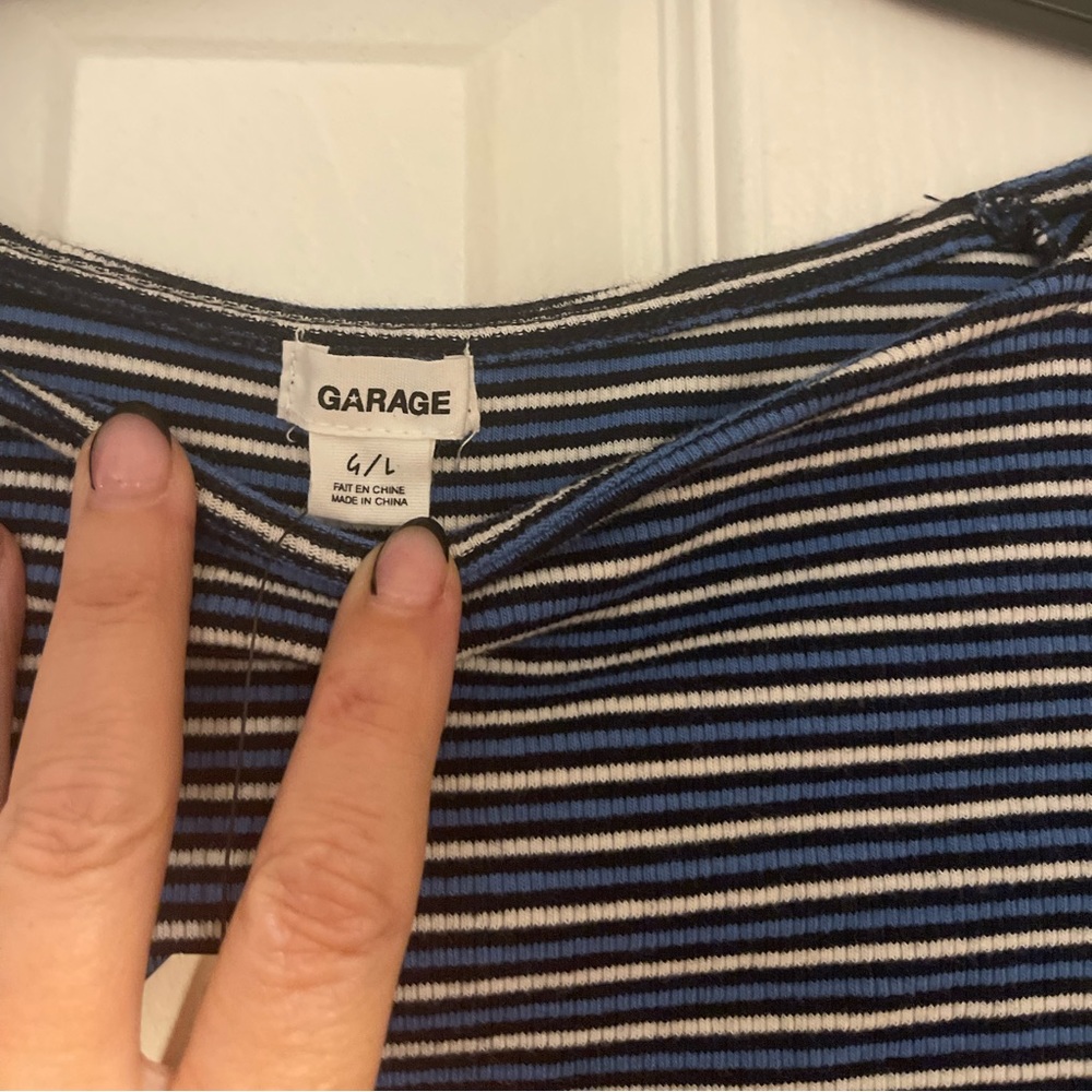 Garage long sleeve crop shirt size Large - Picture 2 of 3